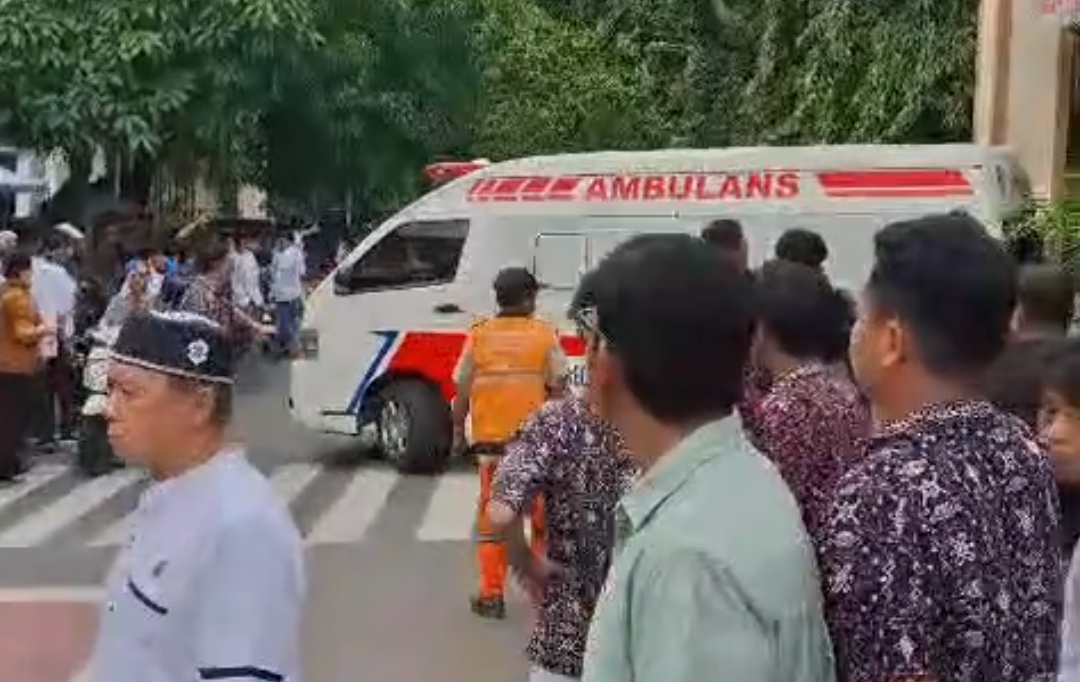 Kapolda Metro Jaya Jenguk Korban Ledakan SMA Negeri 72 Jakarta Utara, 54 Orang Terluka