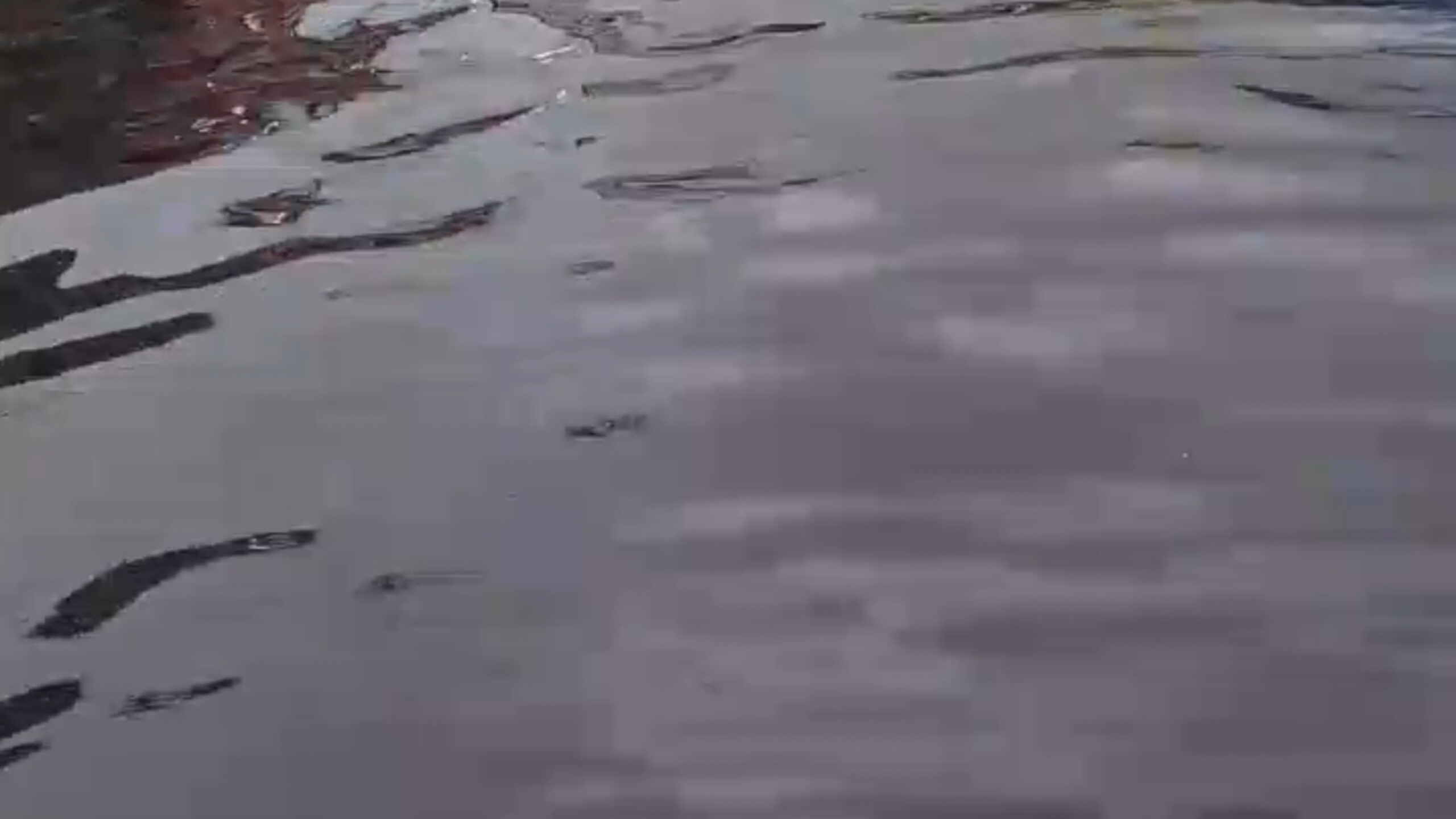 KELUH KESEH WARTEG “SEMANGAT BAHARI”, JUALAN DI PINGGIR JALAN TERGENANG – BANJIR MERENDAM JL. AMBASADOR PONDOK UNGU PERMAI SAMPAI DI ATAS LUTUT