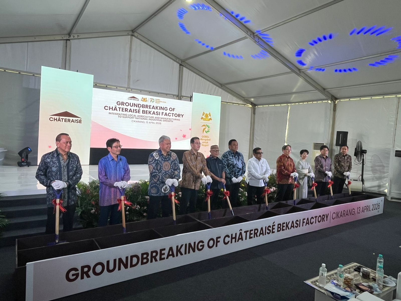 KOMITMEN KEPOLISIAN DALAM MENJAGA IKLIM INVESTASI! Kapolsek Cikarang Pusat Pimpin Pengamanan Groundbreaking Pabrik Chateraise di GIIC Deltamas