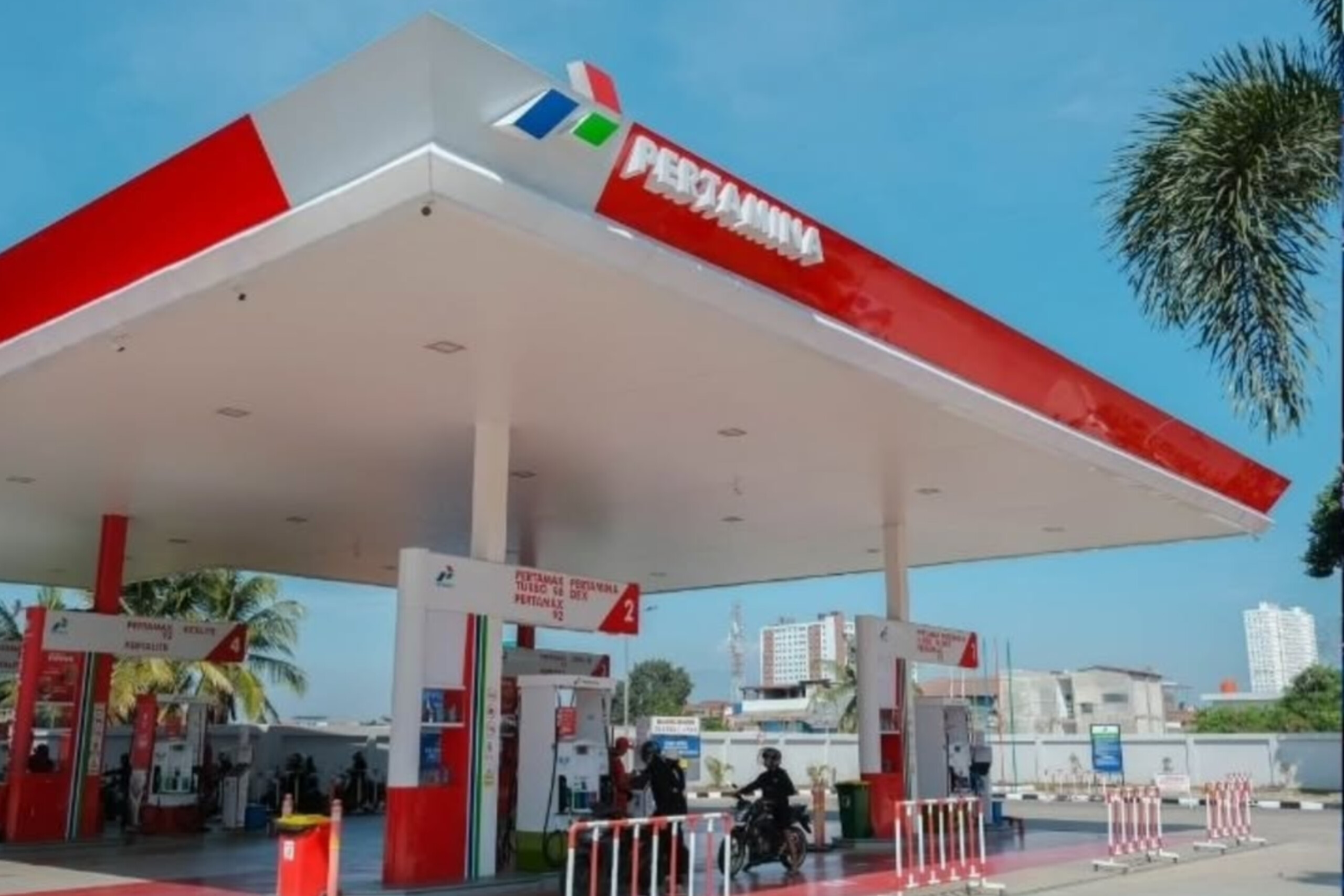 RESMI NAIK DRATIS! Harga BBM Non-Subsidi Melonjak, Dexlite & Pertamina Dex Naik Rp9.400 per Liter