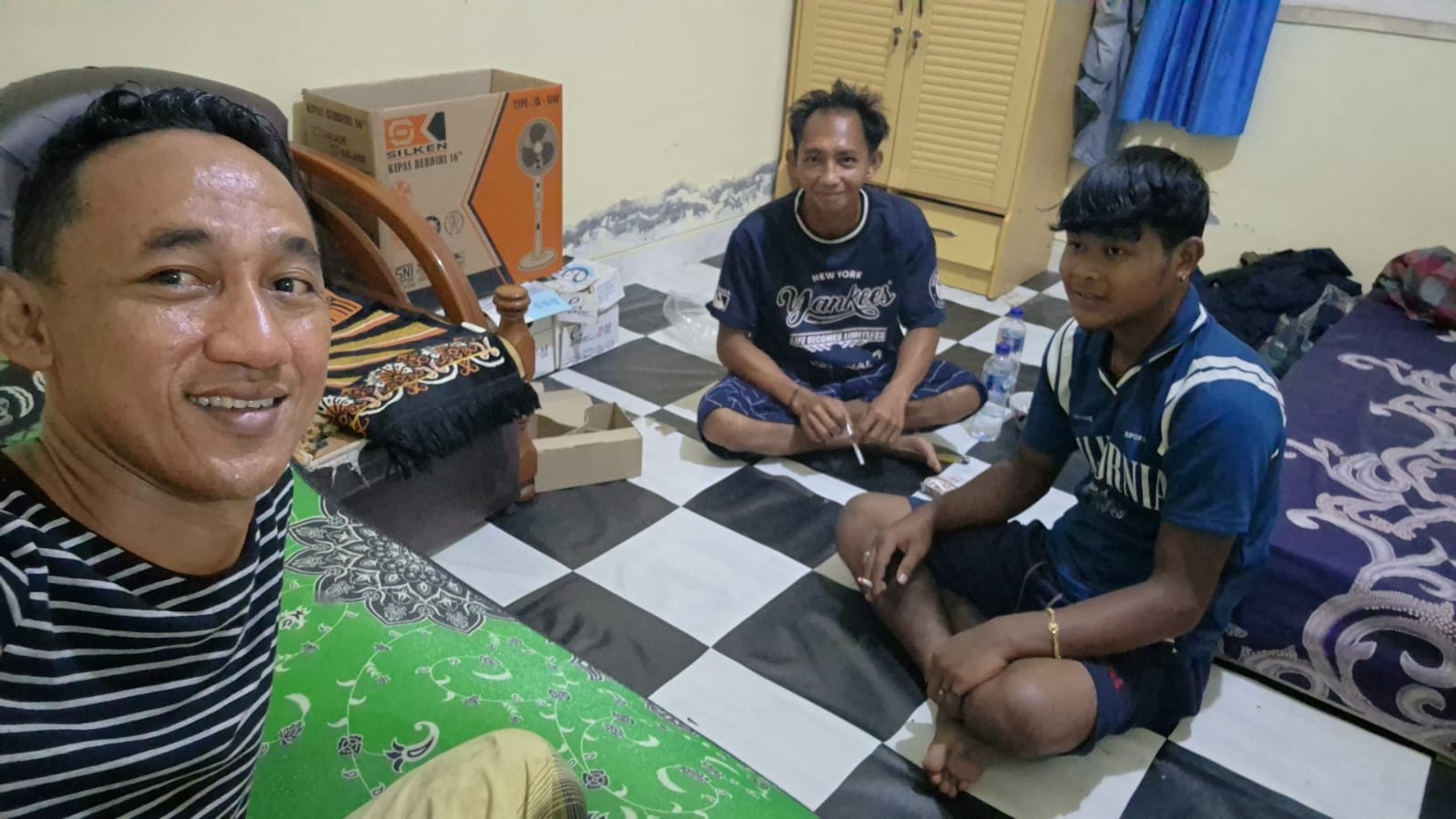 Jajang dan Refli Asal Sumedang dan Medan Bersyukur Bisa Beribadah Lagi: Selama Disekap Dilarang Sholat, Makan Seadanya, Tak Dapat Gaji Malah Disuruh Bayar Ganti Rugi Rp10 Juta