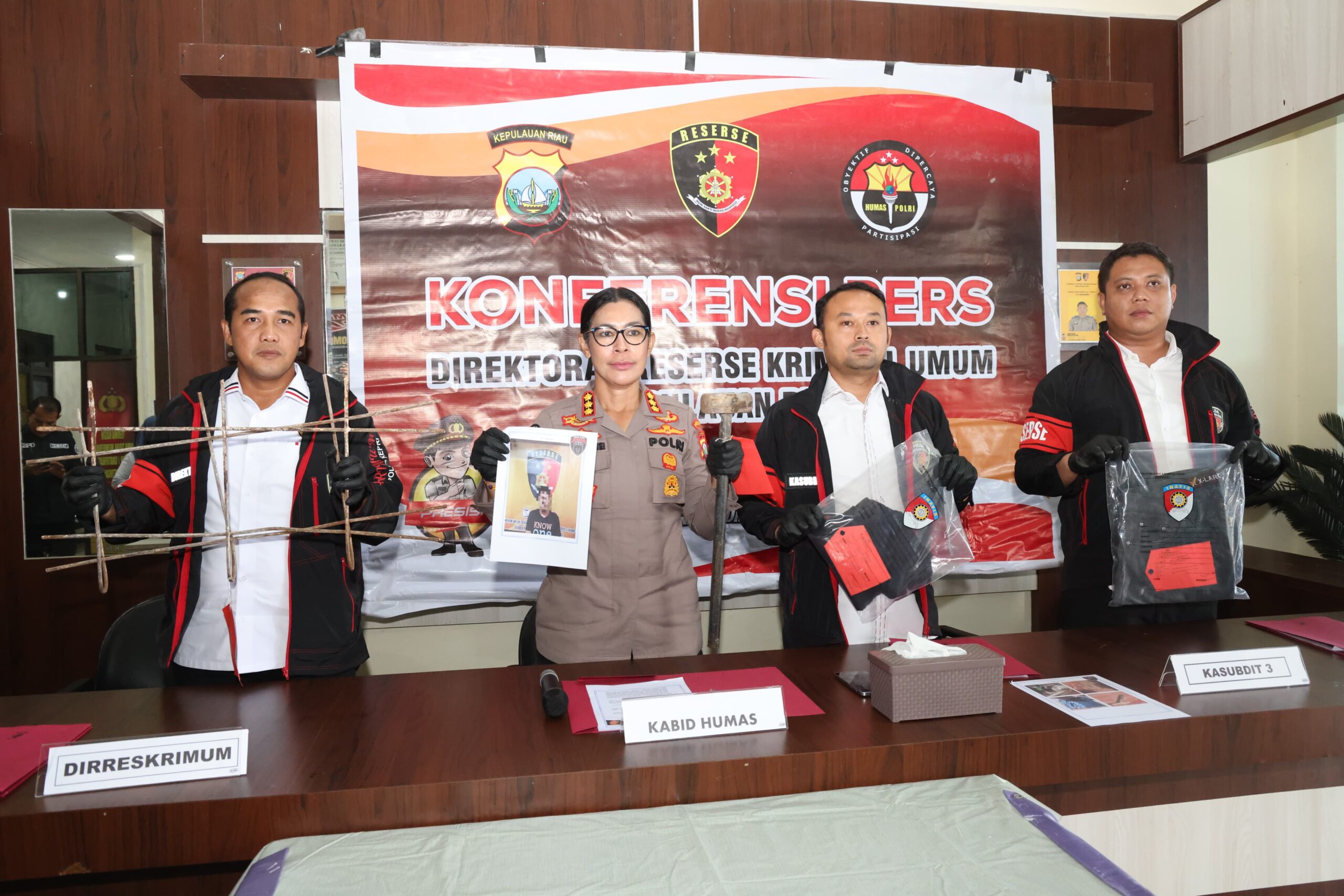 POLDA KEPRI BERHASIL UNGKAP KASUS PENCURIAN PENUTUP DRAINASE DI KOTA BATAM