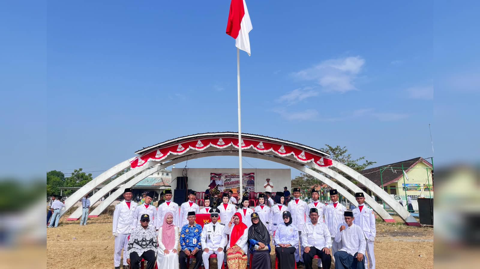 KEMERIAHAN HUT RI KE-81 DI PASIRAN JAYA: UPACARA KHIDMAT, PASKIBRA MEGAH, HINGGA KARNAVAL DAN LOMBA MERIAH